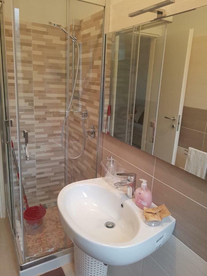 Olivia New Apt With - Ac 蒙特罗索阿尔马雷 外观 照片
